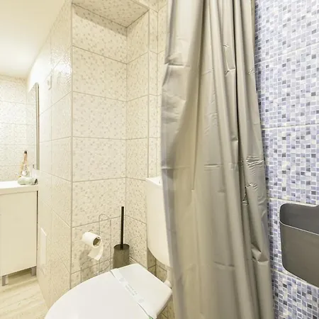 Madman's Labyrinth By Nw Appartement *