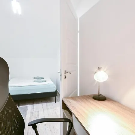 Apartment Madman's Labyrinth By Nw *