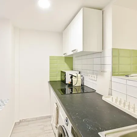 Madman's Labyrinth By Nw Appartement *