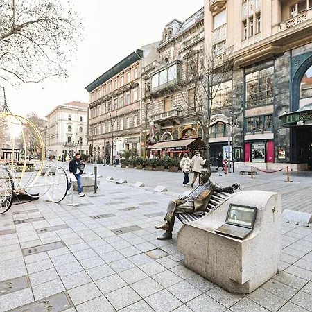 Apartment Madman's Labyrinth By Nw *