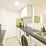Madman's Labyrinth By Nw Apartament *